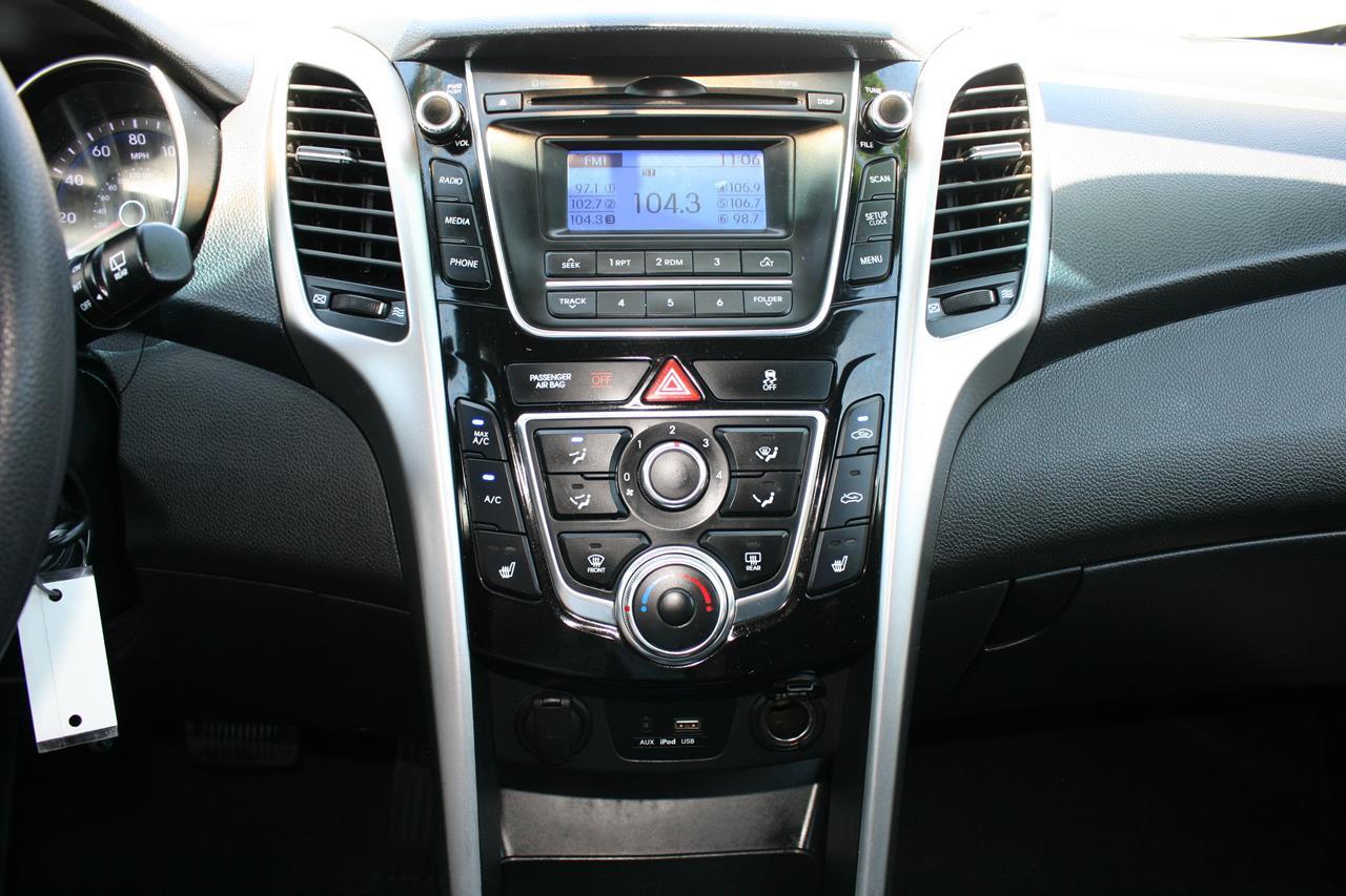 Hyundai Elantra GT 5dr HB Auto 2015