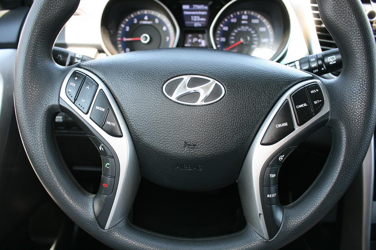 Hyundai Elantra GT 5dr HB Auto 2015