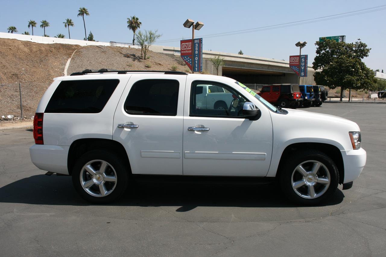 Chevrolet Tahoe 2WD 4dr 1500 LT 2012