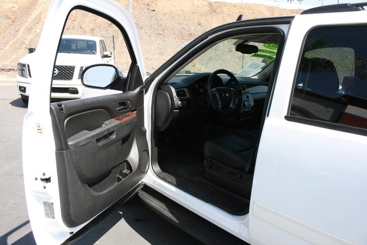 Chevrolet Tahoe 2WD 4dr 1500 LT 2012