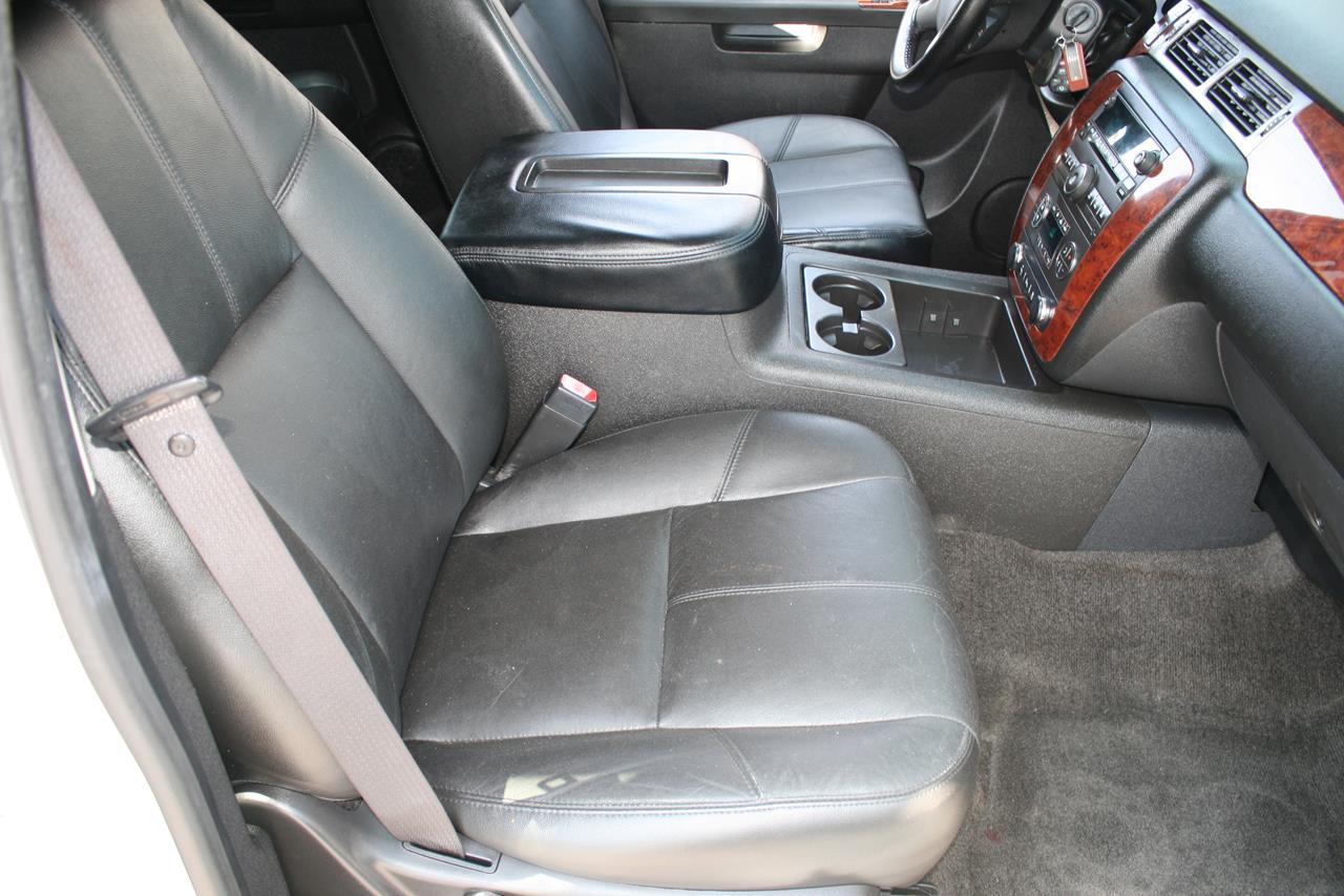 Chevrolet Tahoe 2WD 4dr 1500 LT 2012
