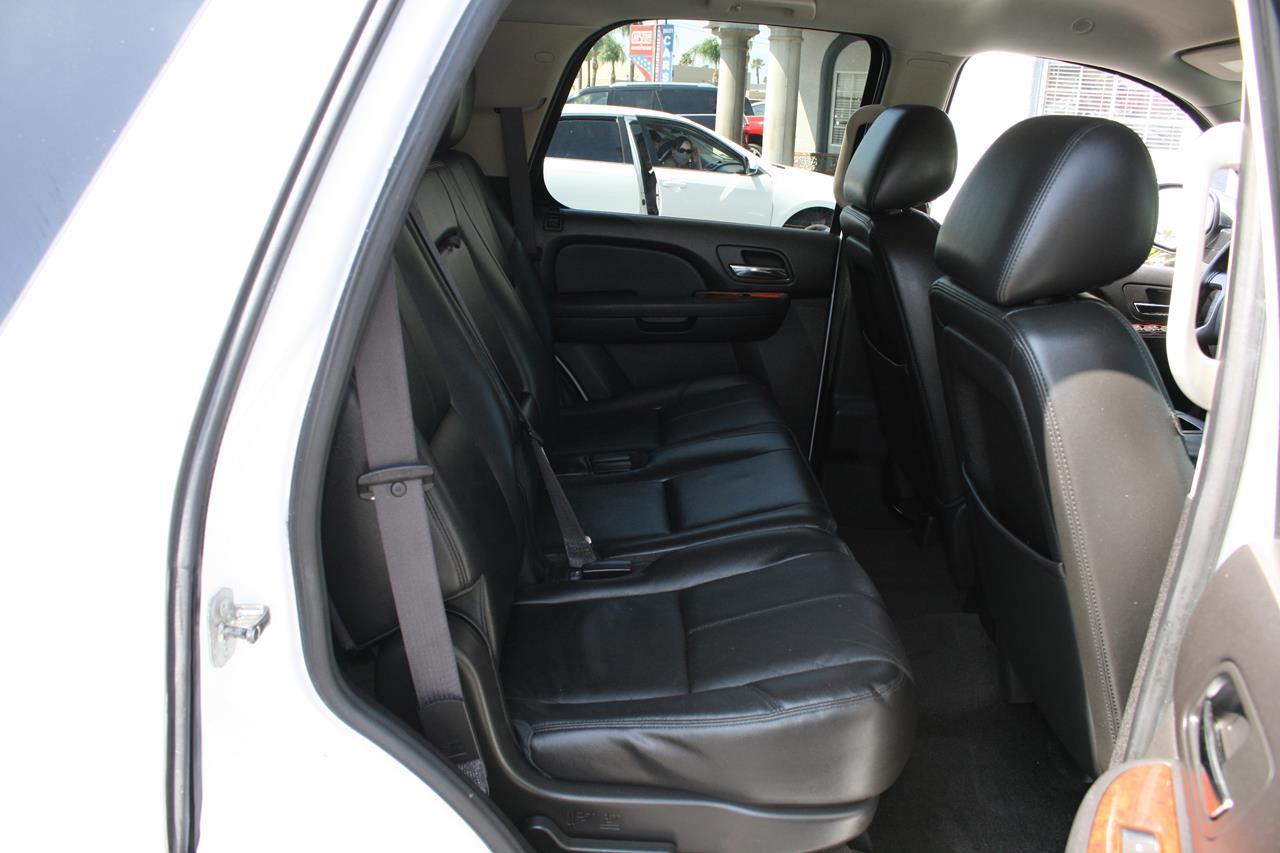 Chevrolet Tahoe 2WD 4dr 1500 LT 2012