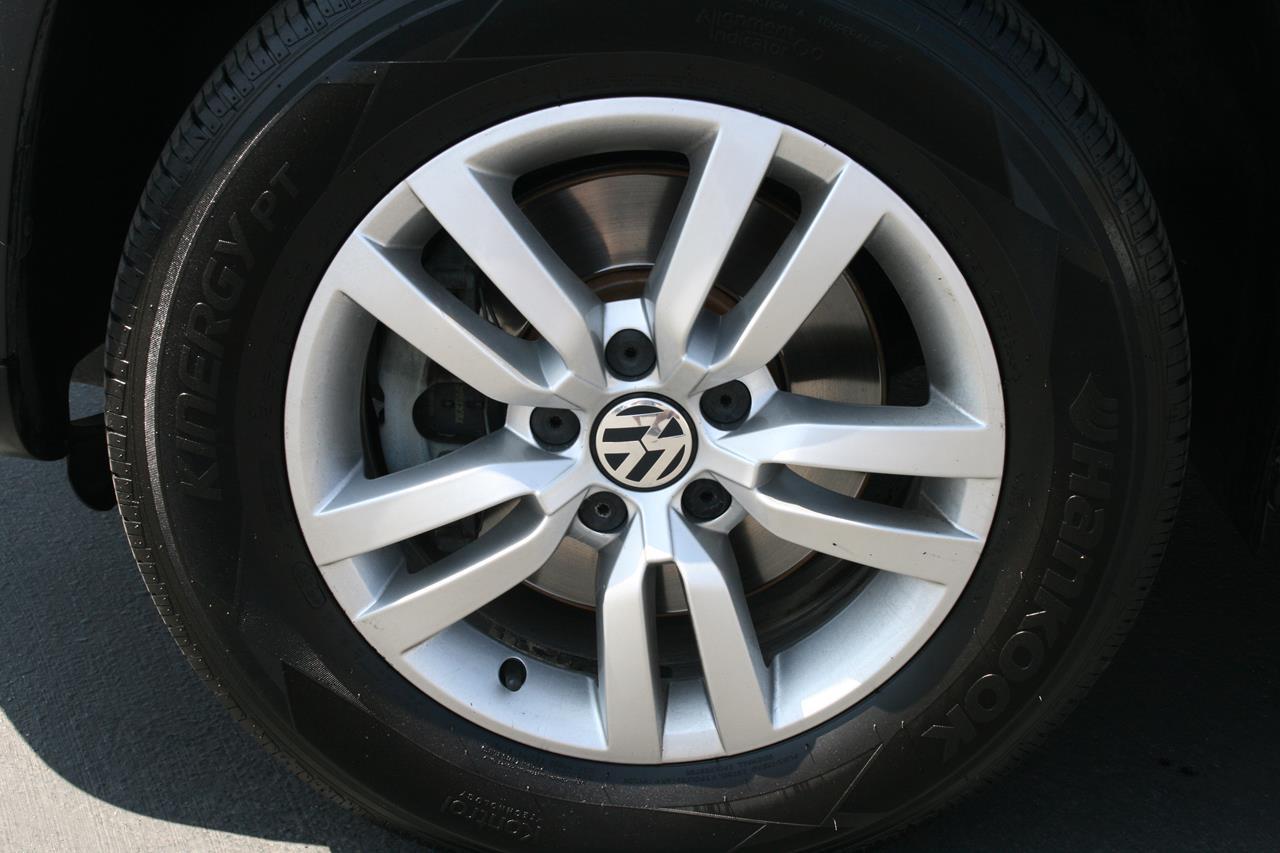 Volkswagen Tiguan 2WD 4dr Auto S 2016