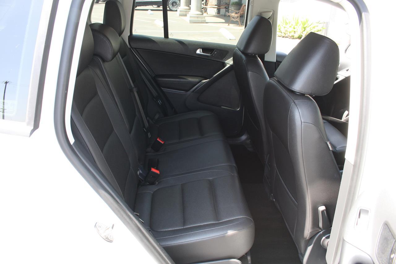 Volkswagen Tiguan 2WD 4dr Auto S 2016