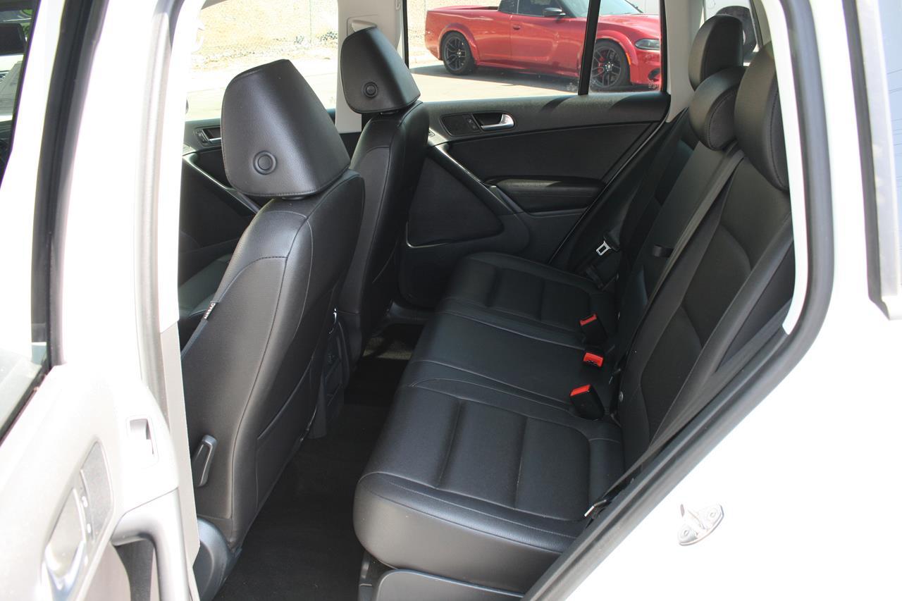 Volkswagen Tiguan 2WD 4dr Auto S 2016