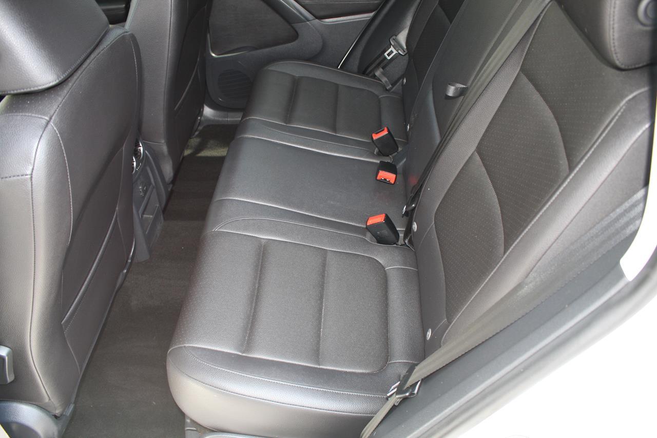 Volkswagen Tiguan 2WD 4dr Auto S 2016