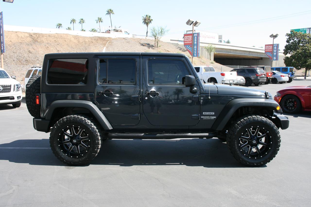 Jeep Wrangler JK Unlimited Sport S 4x4 2018