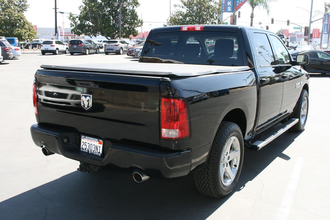 RAM 1500 2WD Crew Cab 140.5" Express 2013