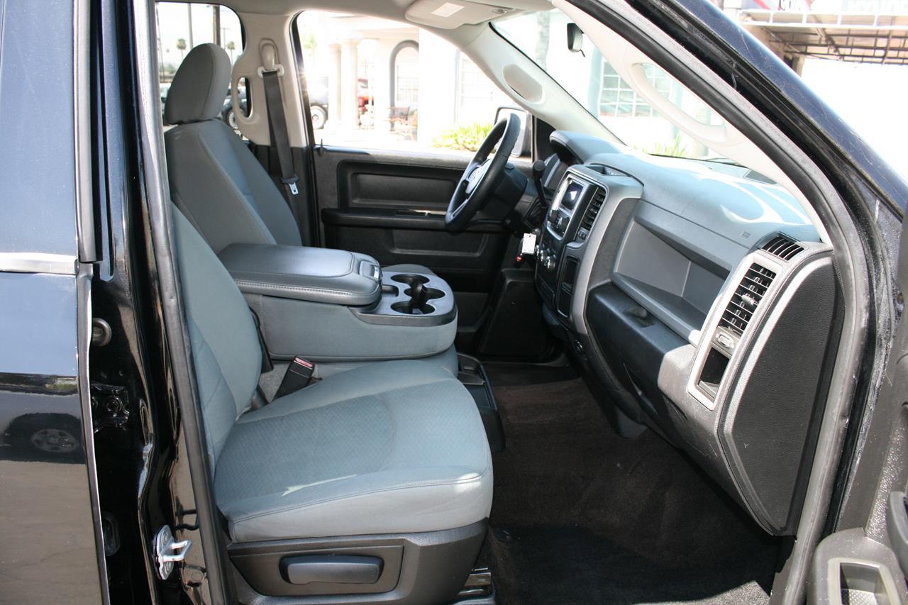 RAM 1500 2WD Crew Cab 140.5" Express 2013