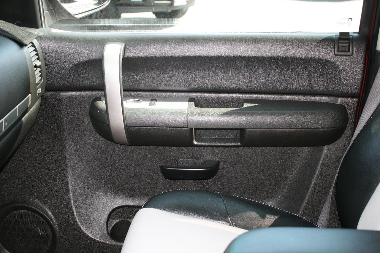Chevrolet Silverado 1500 2WD Crew Cab 143.5" LS 2008
