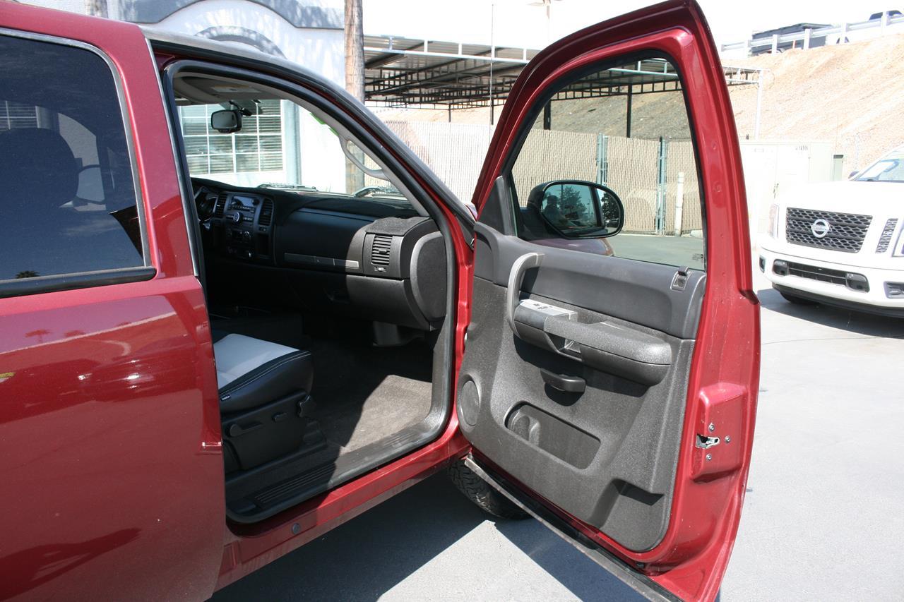 Chevrolet Silverado 1500 2WD Crew Cab 143.5" LS 2008