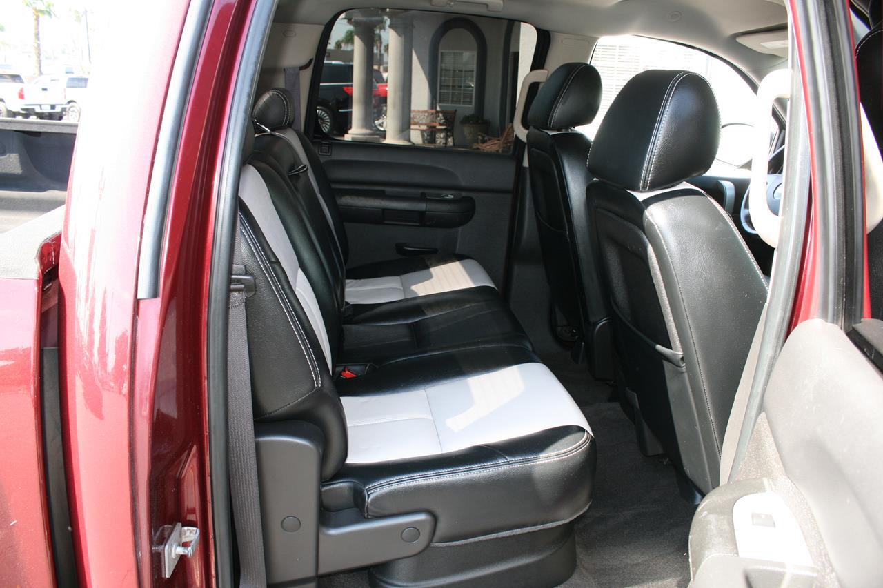 Chevrolet Silverado 1500 2WD Crew Cab 143.5" LS 2008