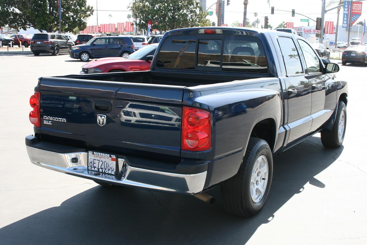 Dodge Dakota 4dr Quad Cab 131 SLT 2006