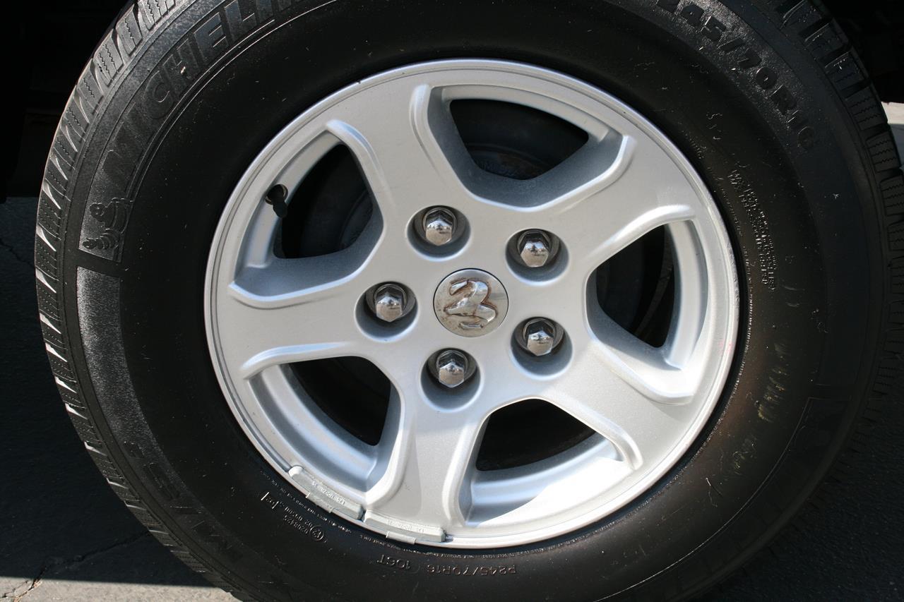 Dodge Dakota 4dr Quad Cab 131 SLT 2006