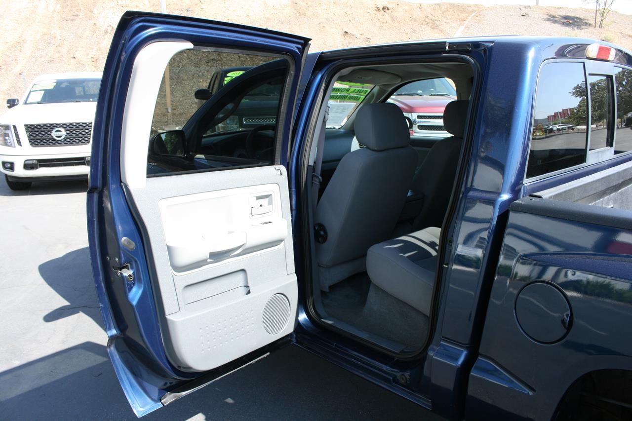 Dodge Dakota 4dr Quad Cab 131 SLT 2006