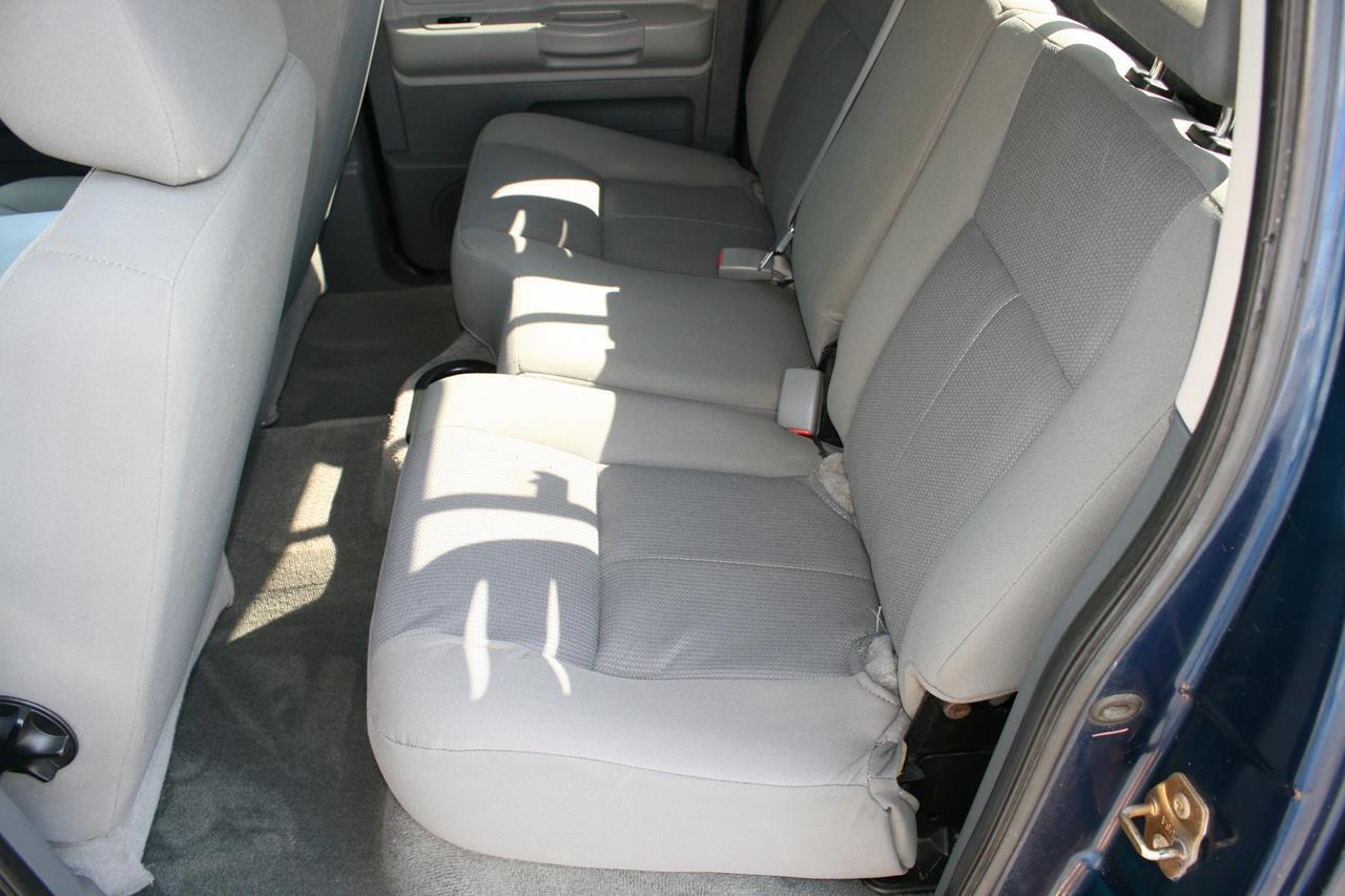 Dodge Dakota 4dr Quad Cab 131 SLT 2006