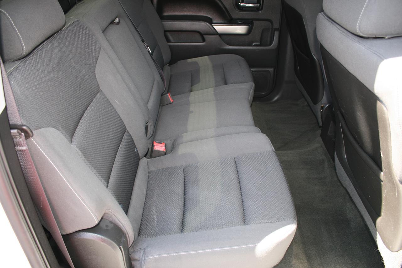 Chevrolet Silverado 1500 2WD Crew Cab 143.5" LT w/1LT 2015
