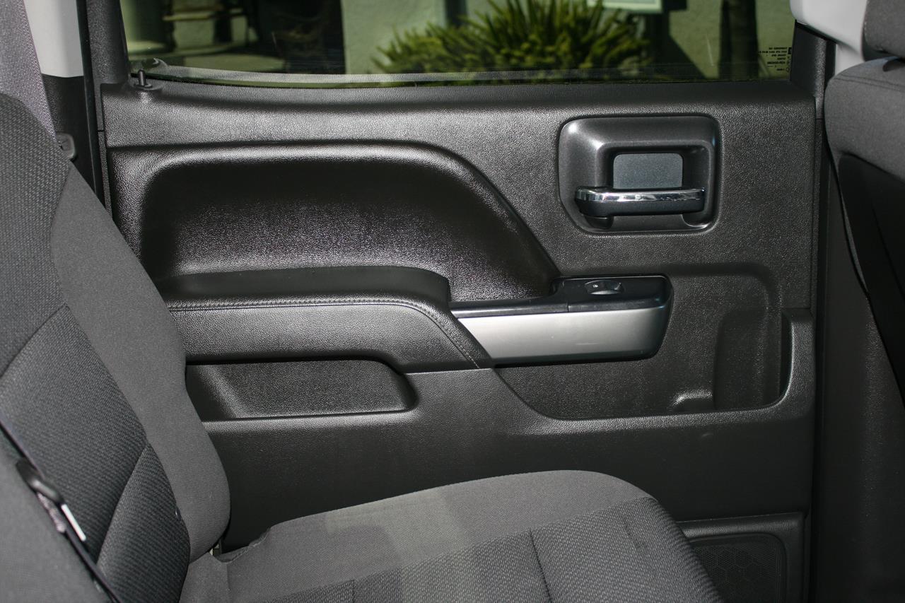 Chevrolet Silverado 1500 2WD Crew Cab 143.5" LT w/1LT 2015