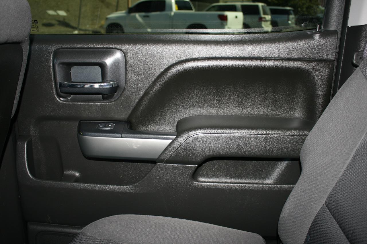 Chevrolet Silverado 1500 2WD Crew Cab 143.5" LT w/1LT 2015