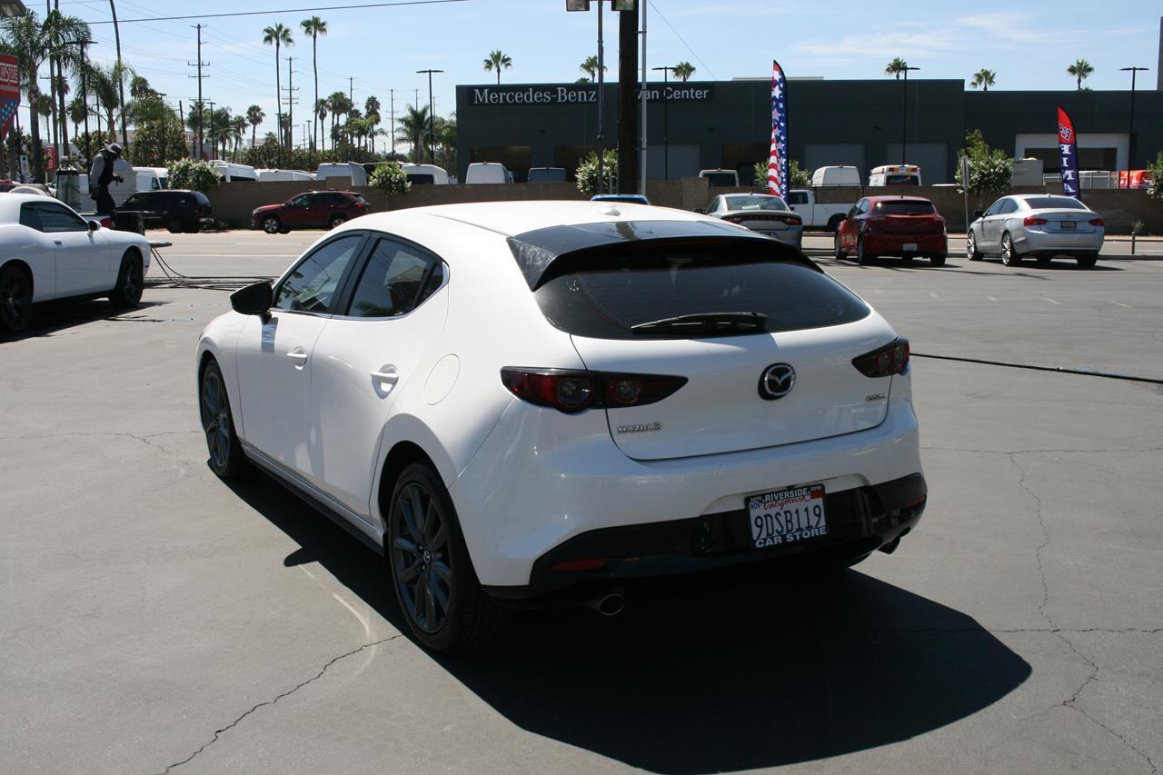 Mazda Mazda3 Hatchback FWD Auto w/Premium Pkg 2019
