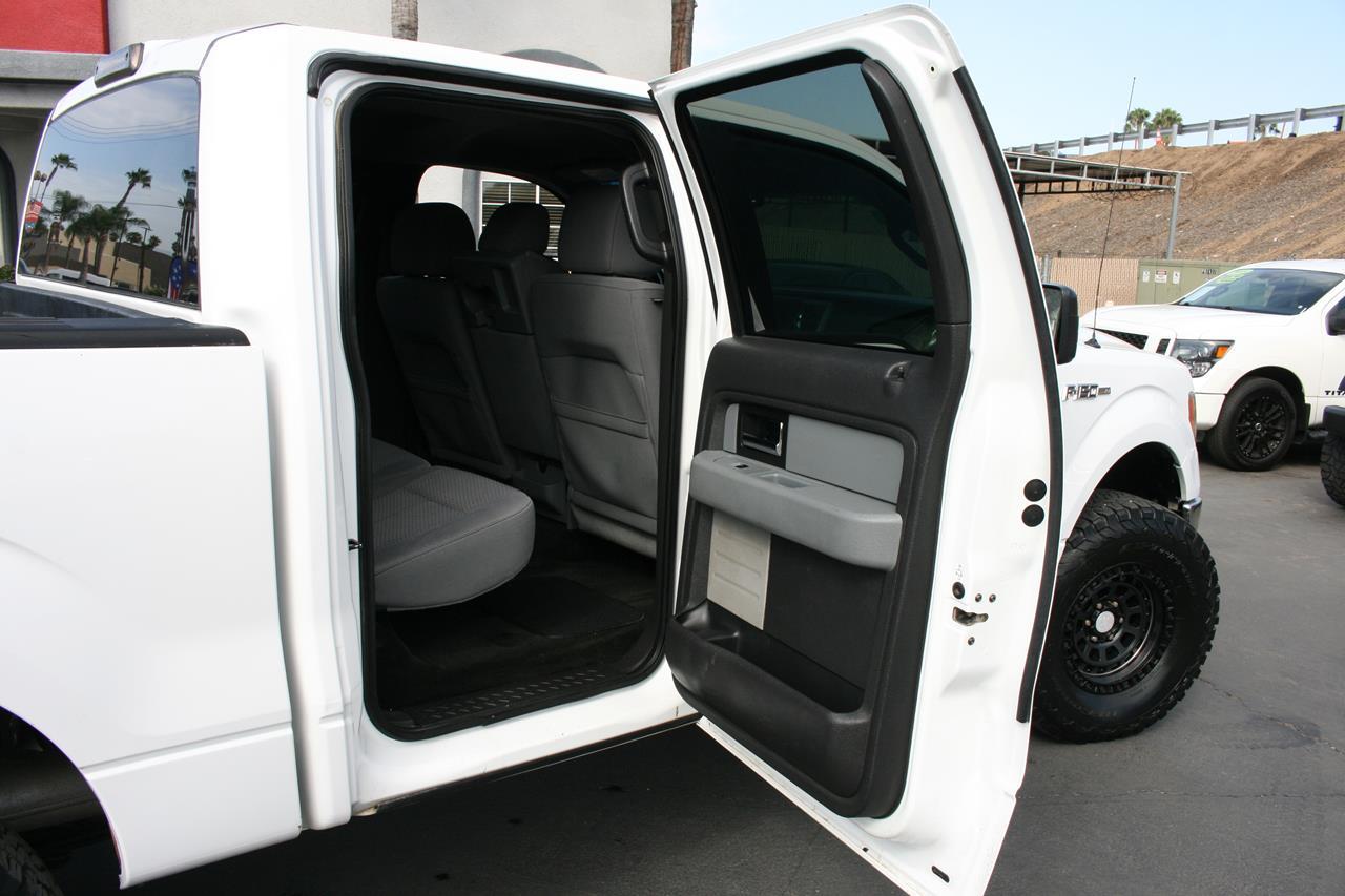Ford F-150 4WD SuperCrew 145" XLT 2013