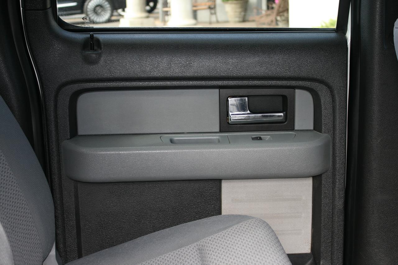Ford F-150 4WD SuperCrew 145" XLT 2013