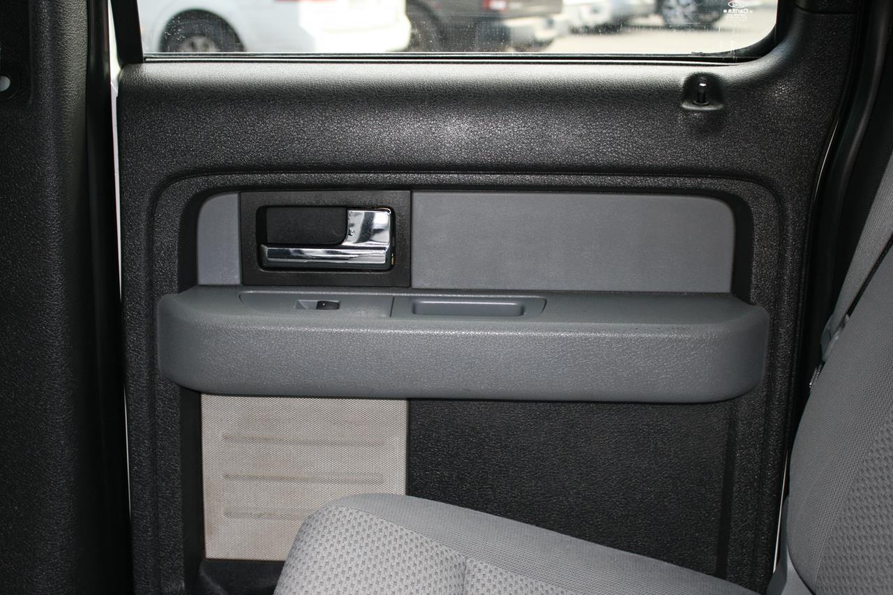 Ford F-150 4WD SuperCrew 145" XLT 2013