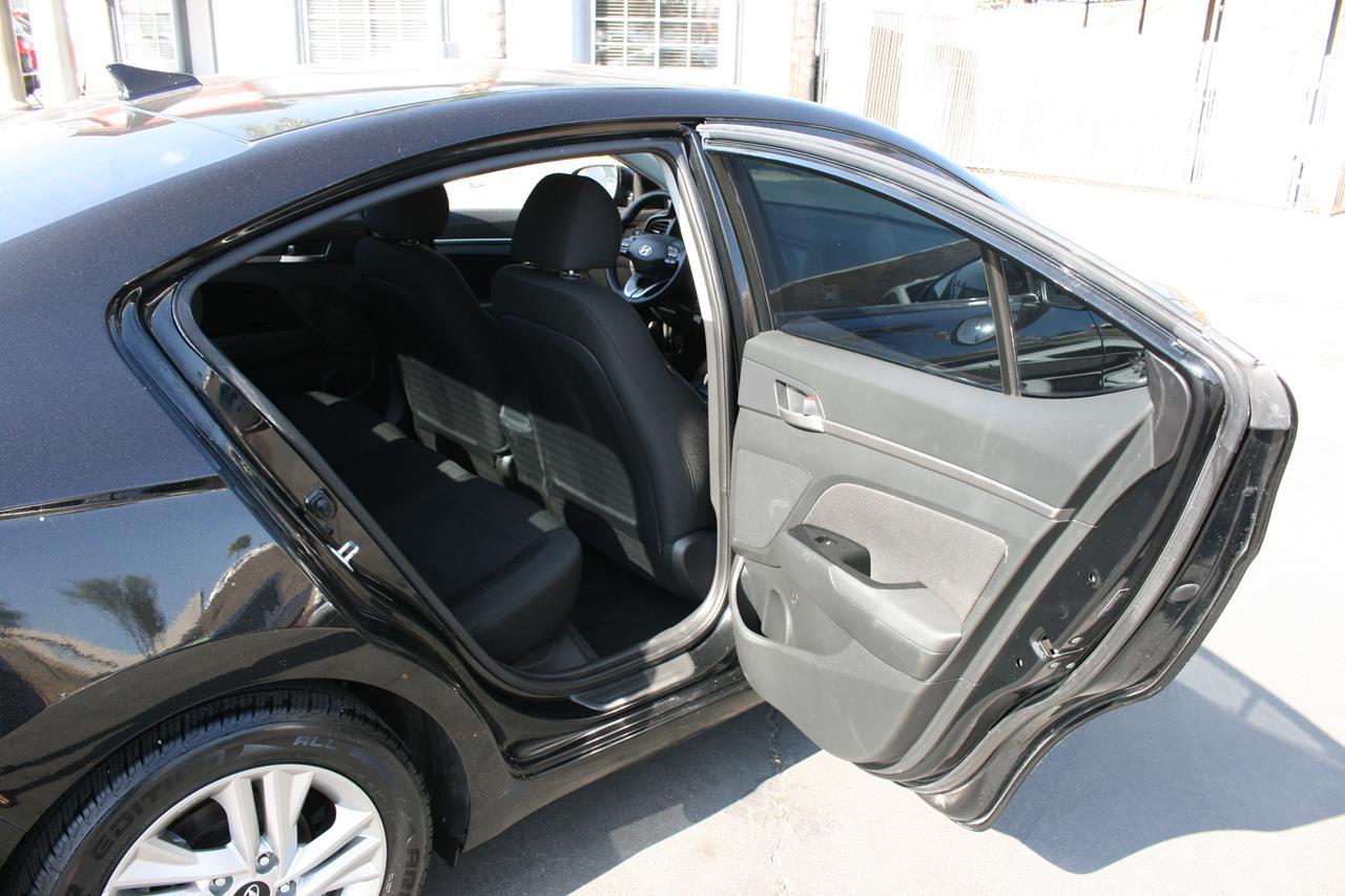 Hyundai Elantra SEL IVT 2020