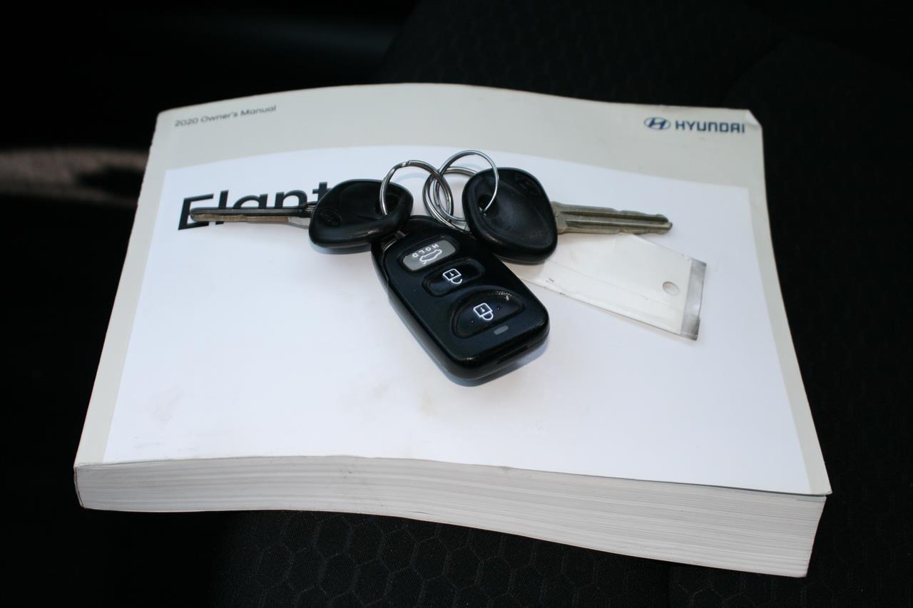 Hyundai Elantra SEL IVT 2020