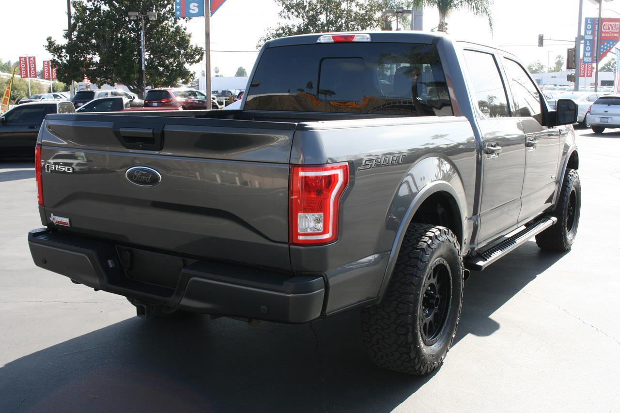 Ford F-150 XLT 2WD SuperCrew 5.5' Box 2017