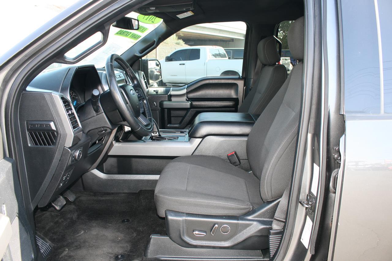 Ford F-150 XLT 2WD SuperCrew 5.5' Box 2017
