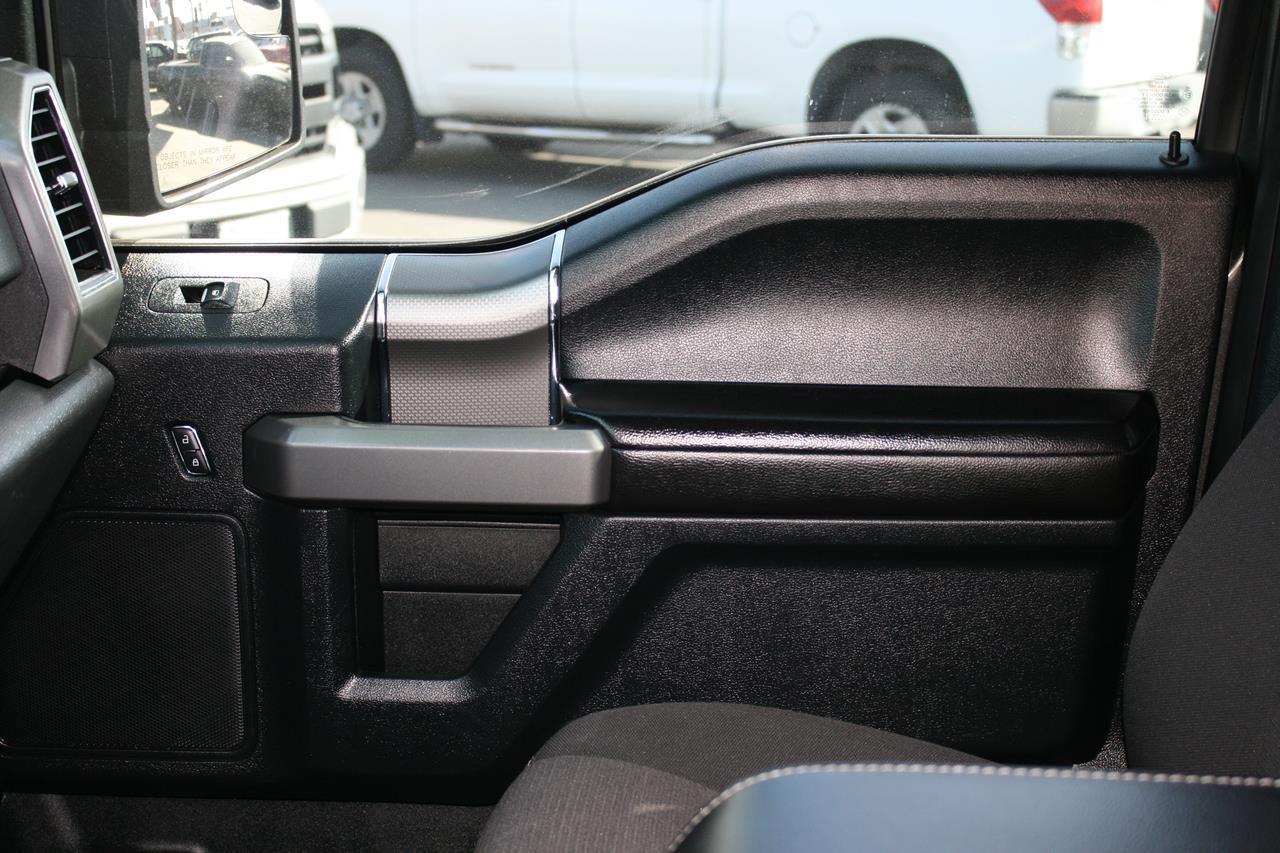 Ford F-150 XLT 2WD SuperCrew 5.5' Box 2017