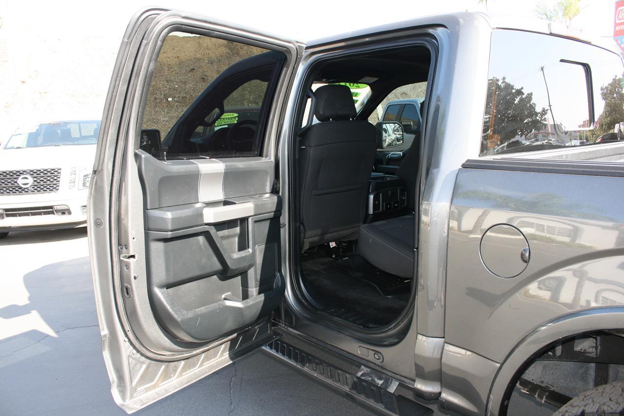 Ford F-150 XLT 2WD SuperCrew 5.5' Box 2017