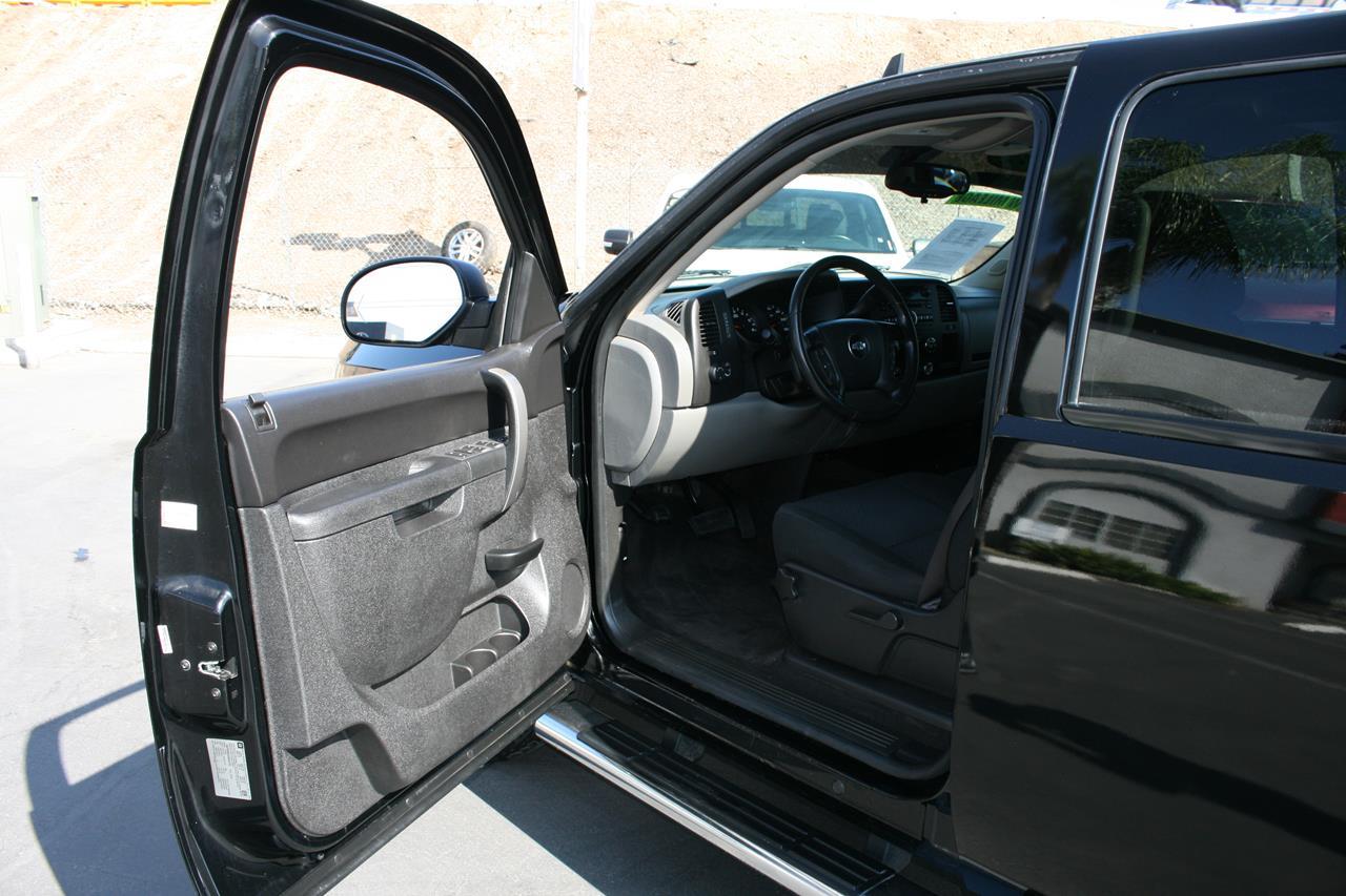 Chevrolet Silverado 1500 2WD Crew Cab 143.5" LS 2012