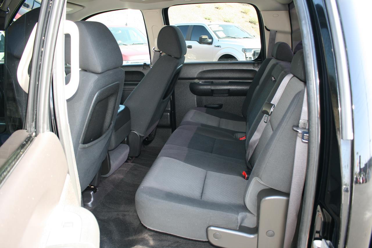 Chevrolet Silverado 1500 2WD Crew Cab 143.5" LS 2012