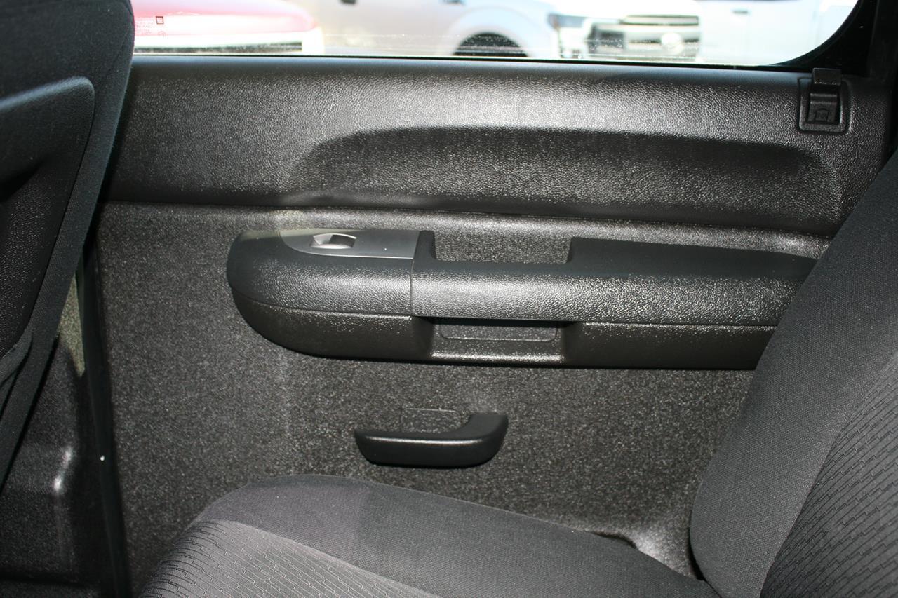 Chevrolet Silverado 1500 2WD Crew Cab 143.5" LS 2012