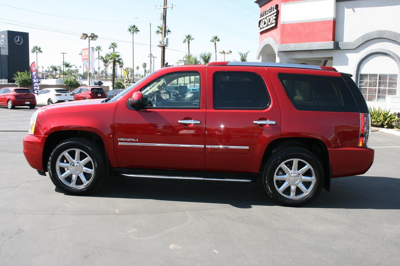GMC Yukon 2WD 4dr 1500 Denali 2013