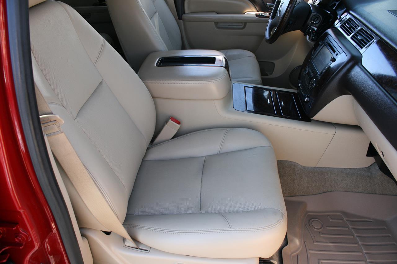 GMC Yukon 2WD 4dr 1500 Denali 2013