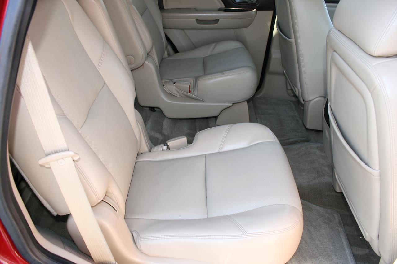 GMC Yukon 2WD 4dr 1500 Denali 2013