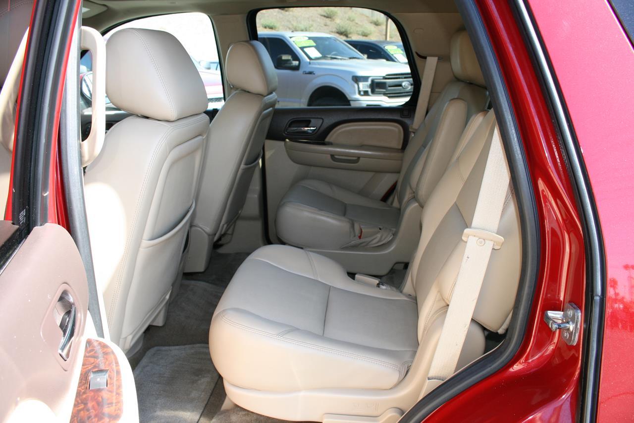 GMC Yukon 2WD 4dr 1500 Denali 2013