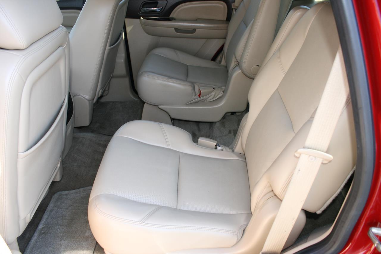 GMC Yukon 2WD 4dr 1500 Denali 2013