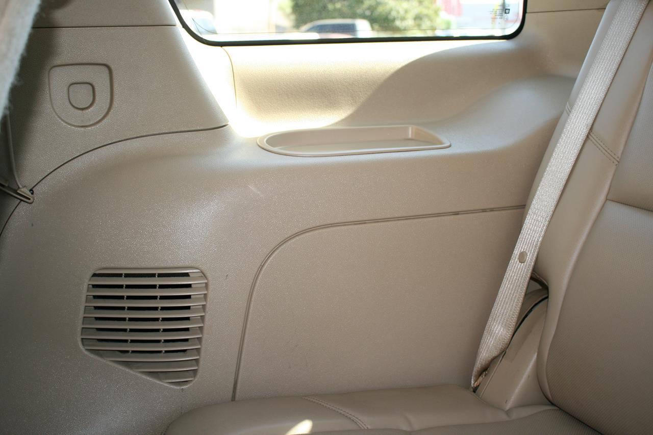 GMC Yukon 2WD 4dr 1500 Denali 2013