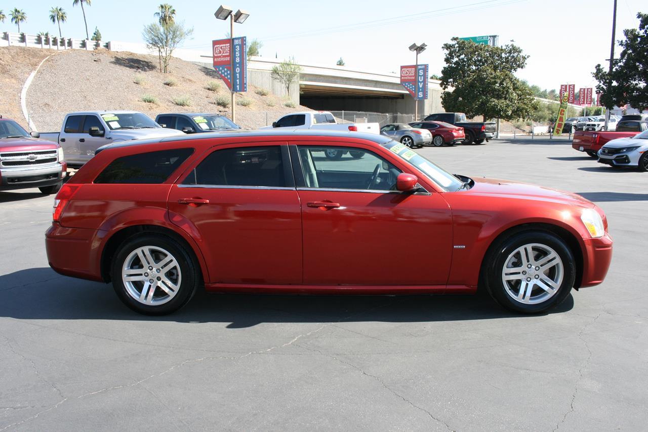Dodge Magnum 4dr Wgn R/T RWD 2005