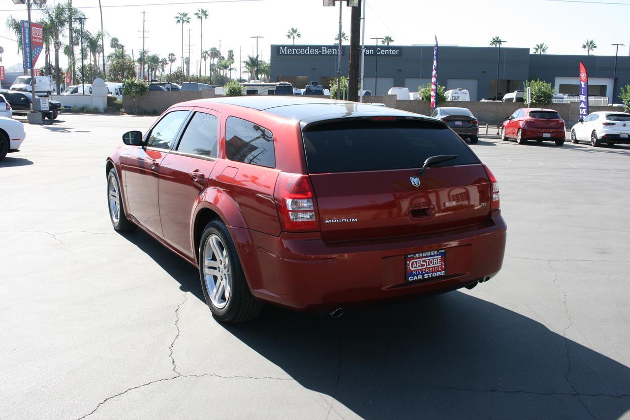 Dodge Magnum 4dr Wgn R/T RWD 2005