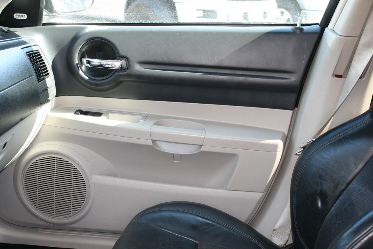 Dodge Magnum 4dr Wgn R/T RWD 2005