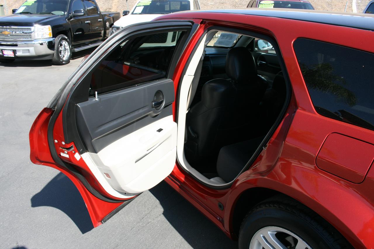 Dodge Magnum 4dr Wgn R/T RWD 2005