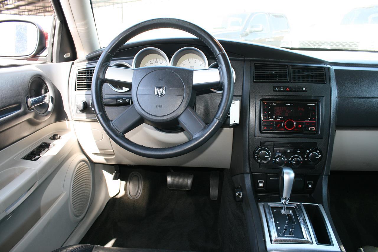 Dodge Magnum 4dr Wgn R/T RWD 2005