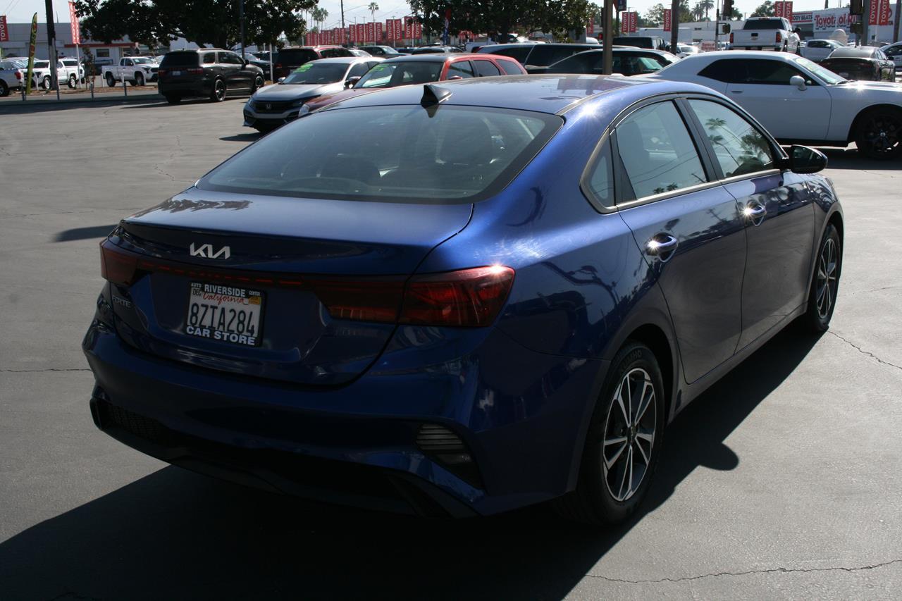 Kia Forte LXS IVT 2022