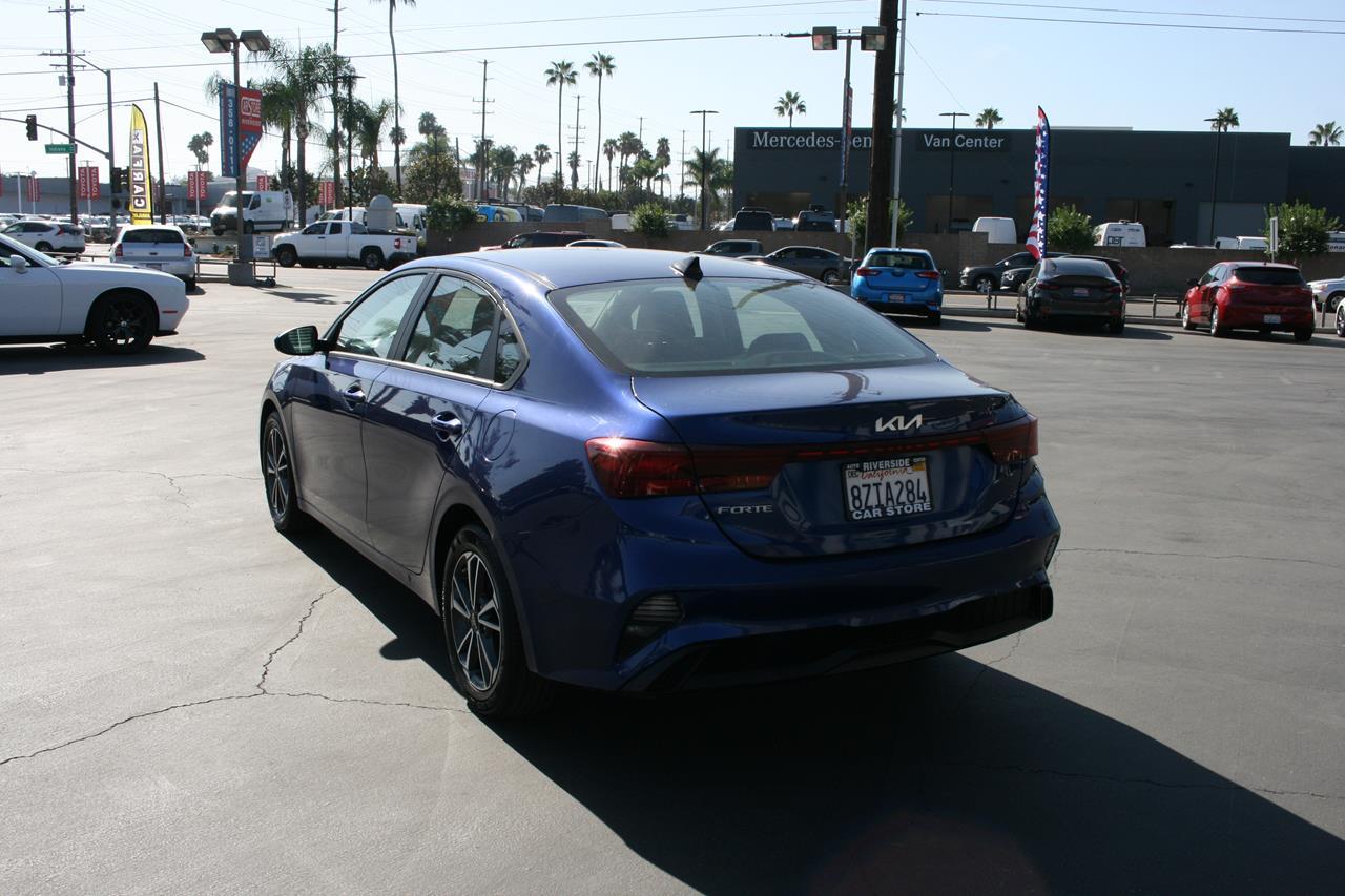Kia Forte LXS IVT 2022