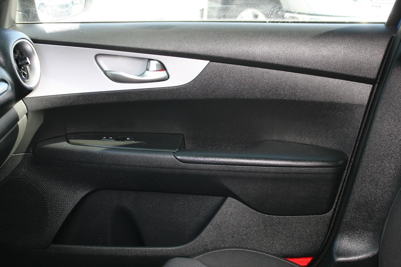 Kia Forte LXS IVT 2022